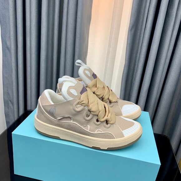 Lanvin Curb sneaker Nude colorway